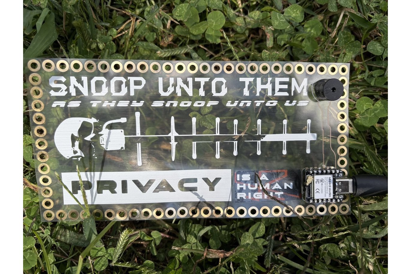 OUI SPY Flexible Patch